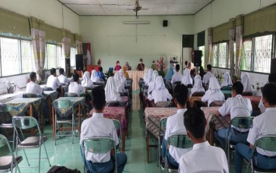 Perpisahan Pengurus OSIS dan ROHISQU SMA Negeri 1 Jepon