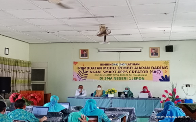 Bimbingan dan Latihan Pembuatan Model Pembelajaran Daring dengan Smart Apps Creator